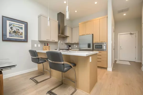 Delta, BC V4M 0B6,5011 Springs BLVD #611