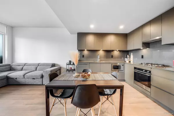 Burnaby, BC V5C 0N4,1705 2181 Madison AVE