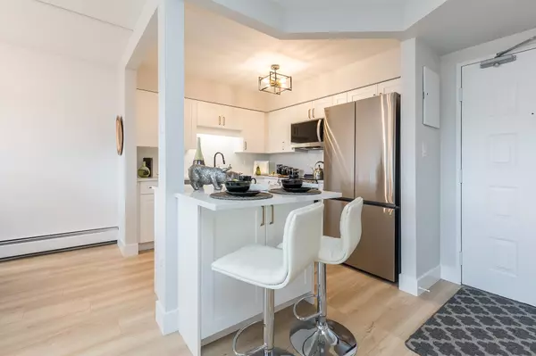 Abbotsford, BC V2T 4N1,31955 Old Yale RD #504