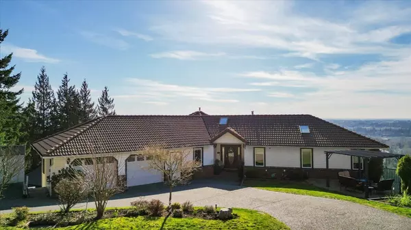 2591 Zurich DR,  Abbotsford,  BC V3G 1C4