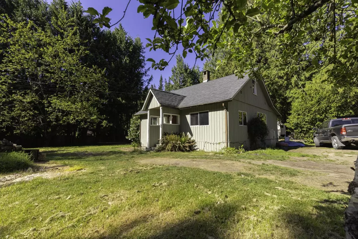 Roberts Creek, BC V0N 2W2,1225 Roberts Creek RD