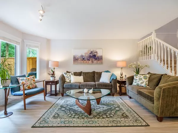 Langley, BC V3A 8H1,21928 48 AVE #73