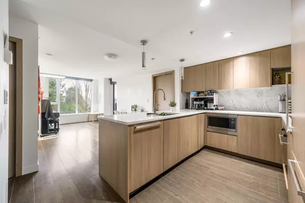 Richmond, BC V6X 0R2,8988 Patterson RD #515