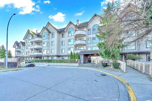 12464 191b ST #212, Pitt Meadows, BC V3Y 2P6