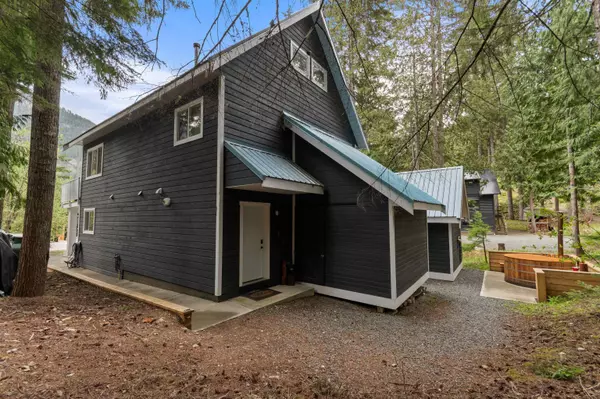 Sunshine Valley, BC V0X 1L5,14905 Parkhill BLVD