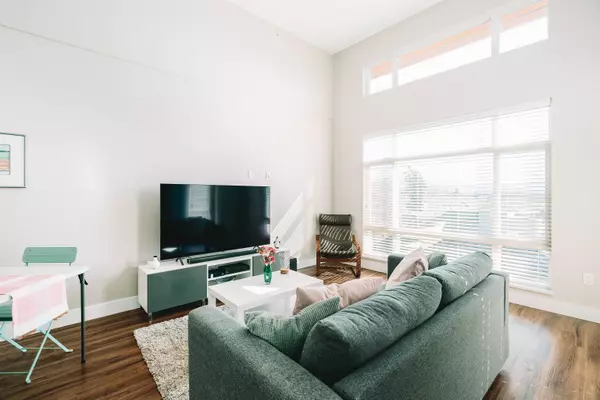 Port Coquitlam, BC V3C 0E6,2465 Wilson AVE #614