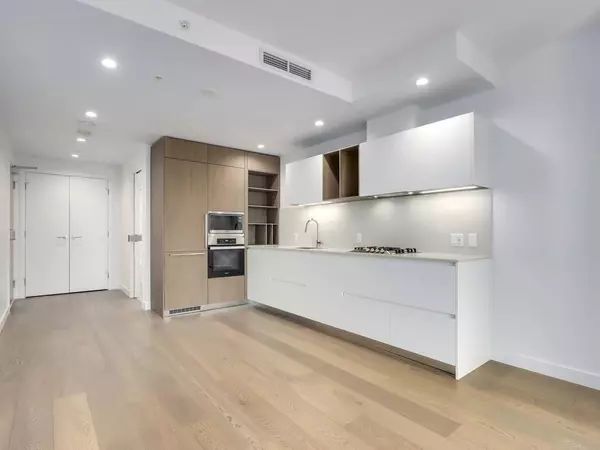 Burnaby, BC V5H 0K2,6000 Mckay AVE #3801