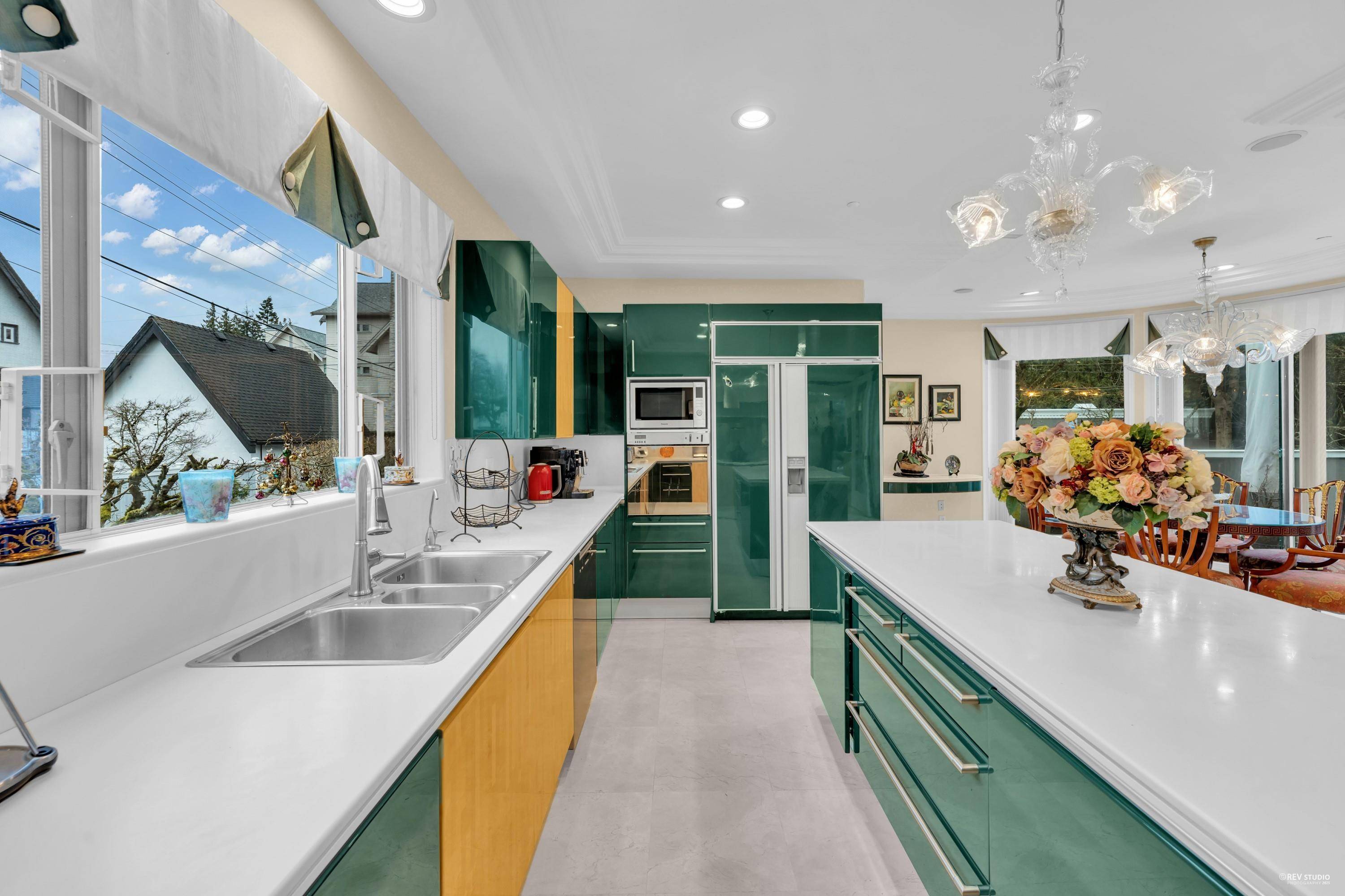 Vancouver, BC V6P 5B1,6566 Churchill ST