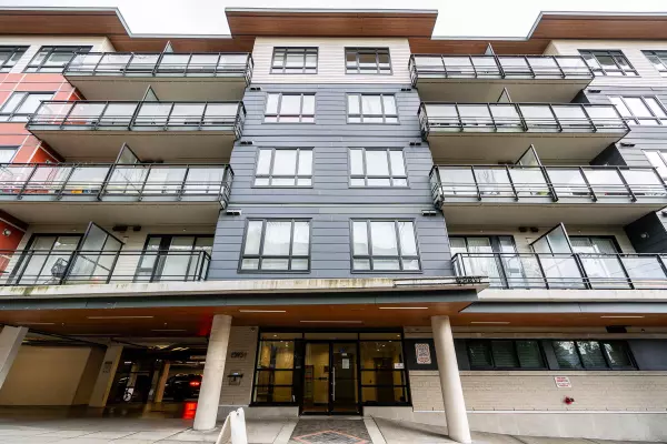 Surrey, BC V3T 4E6,13931 Fraser HWY #205