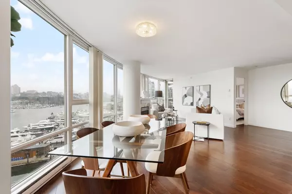 Vancouver, BC V6Z 3A3,1033 Marinaside CRES #1006