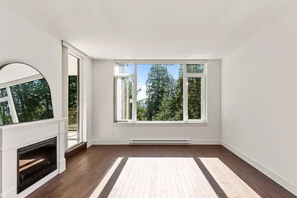 Coquitlam, BC V3E 0C9,2950 Panorama DR #807