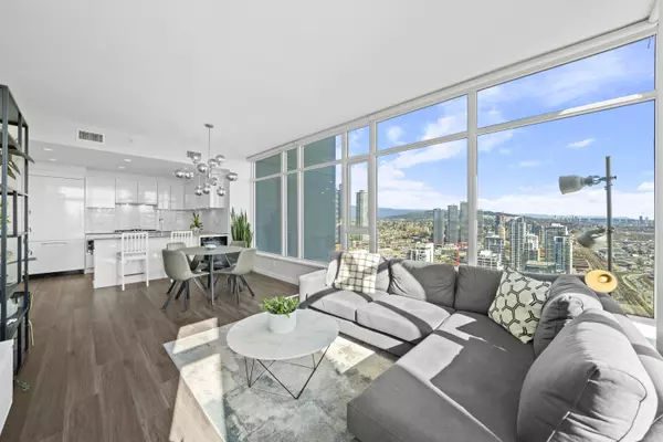 Burnaby, BC V5C 0K8,2388 Madison AVE #4101