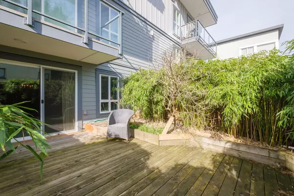 1450 Laburnum ST #106,  Vancouver,  BC V6J 3W3