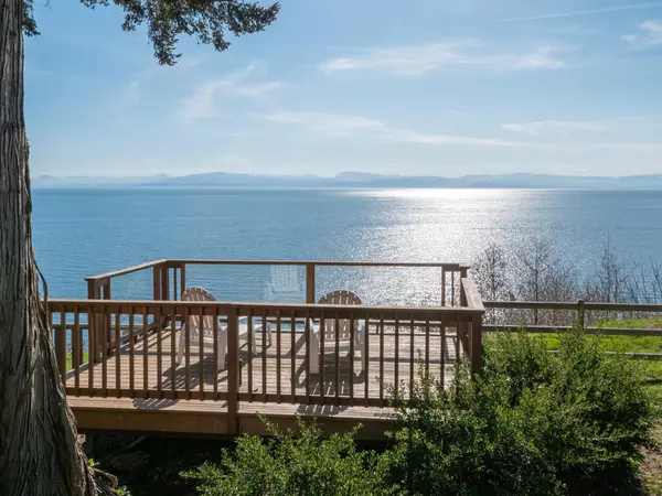 Halfmoon Bay, BC V7Z 1A1,7607 Eureka PL