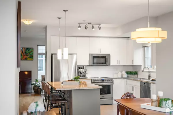 245 Francis WAY #21,  New Westminster,  BC V3L 0A7