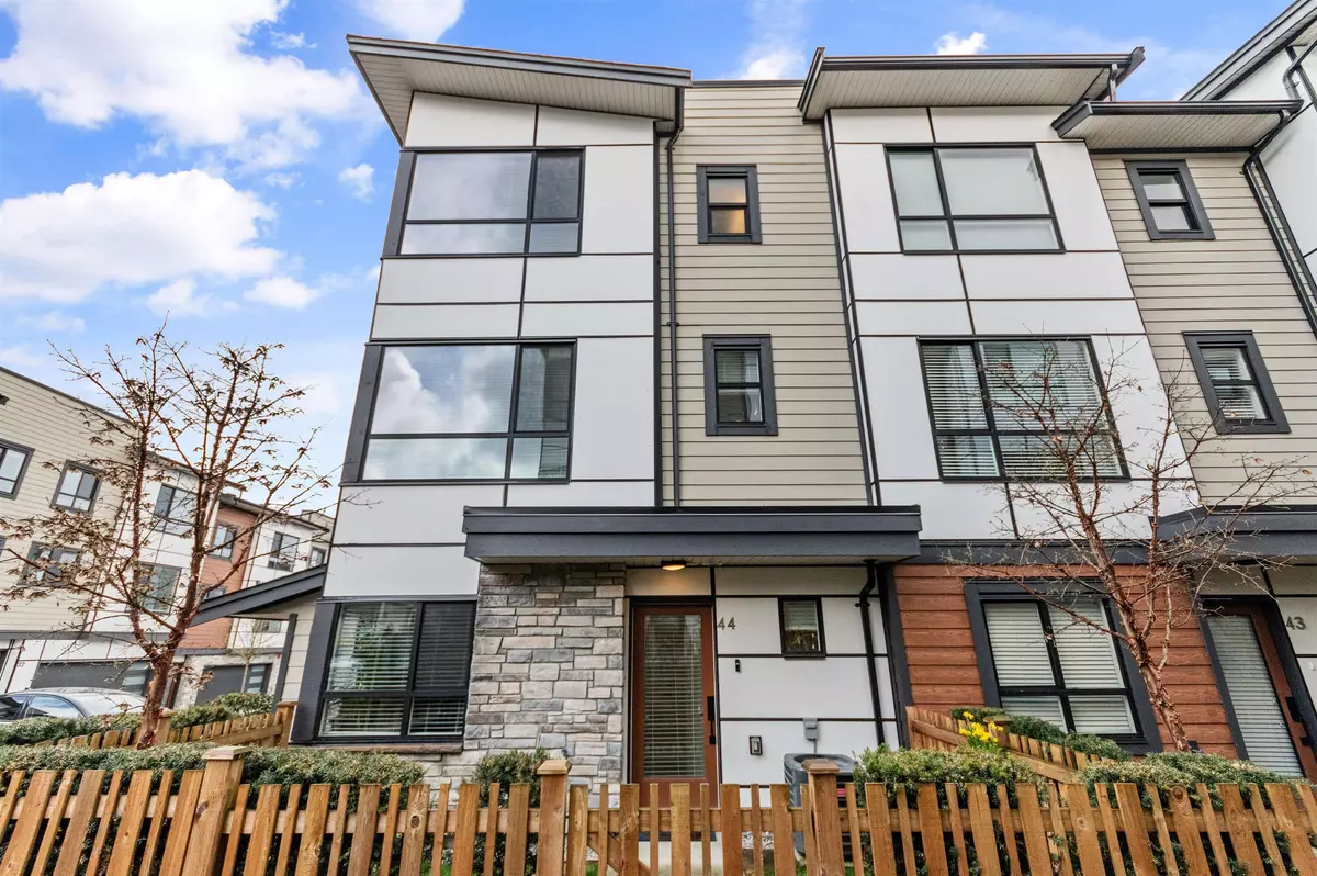 Langley, BC V2Y 3L8,20150 81 AVE #44