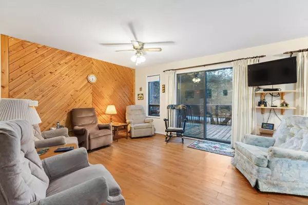 Pemberton, BC V0N 1L0,9654 Devine ST