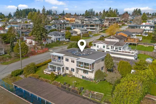 White Rock, BC V4B 4R7,1040 Parker ST #4