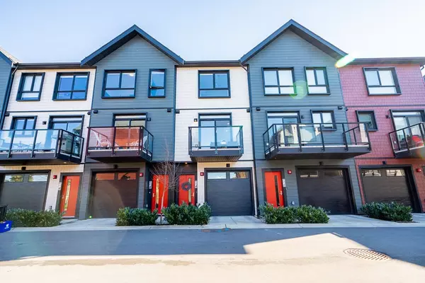 Tsawwassen, BC V4M 0E3,4738 Hemlock WAY #115