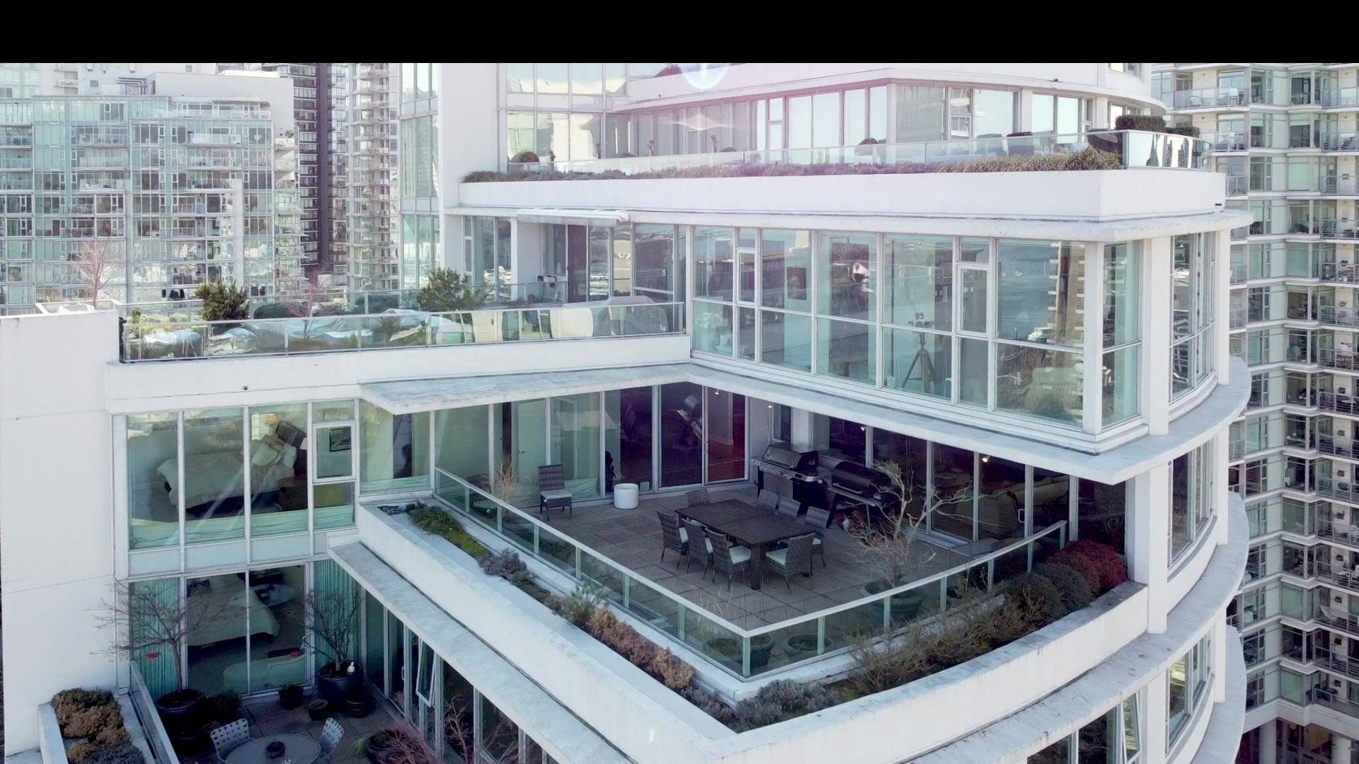 Vancouver, BC V6G 3H3,1717 Bayshore DR #PH13