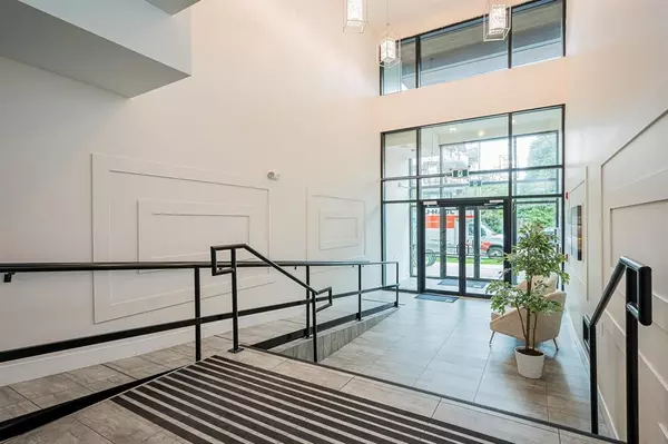 Surrey, BC V3R 0G2,15351 101 AVE #202