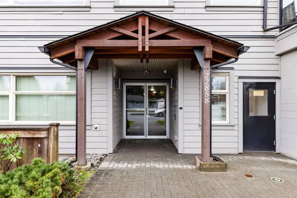 Maple Ridge, BC V2X 2V6,22858 Lougheed HWY #305