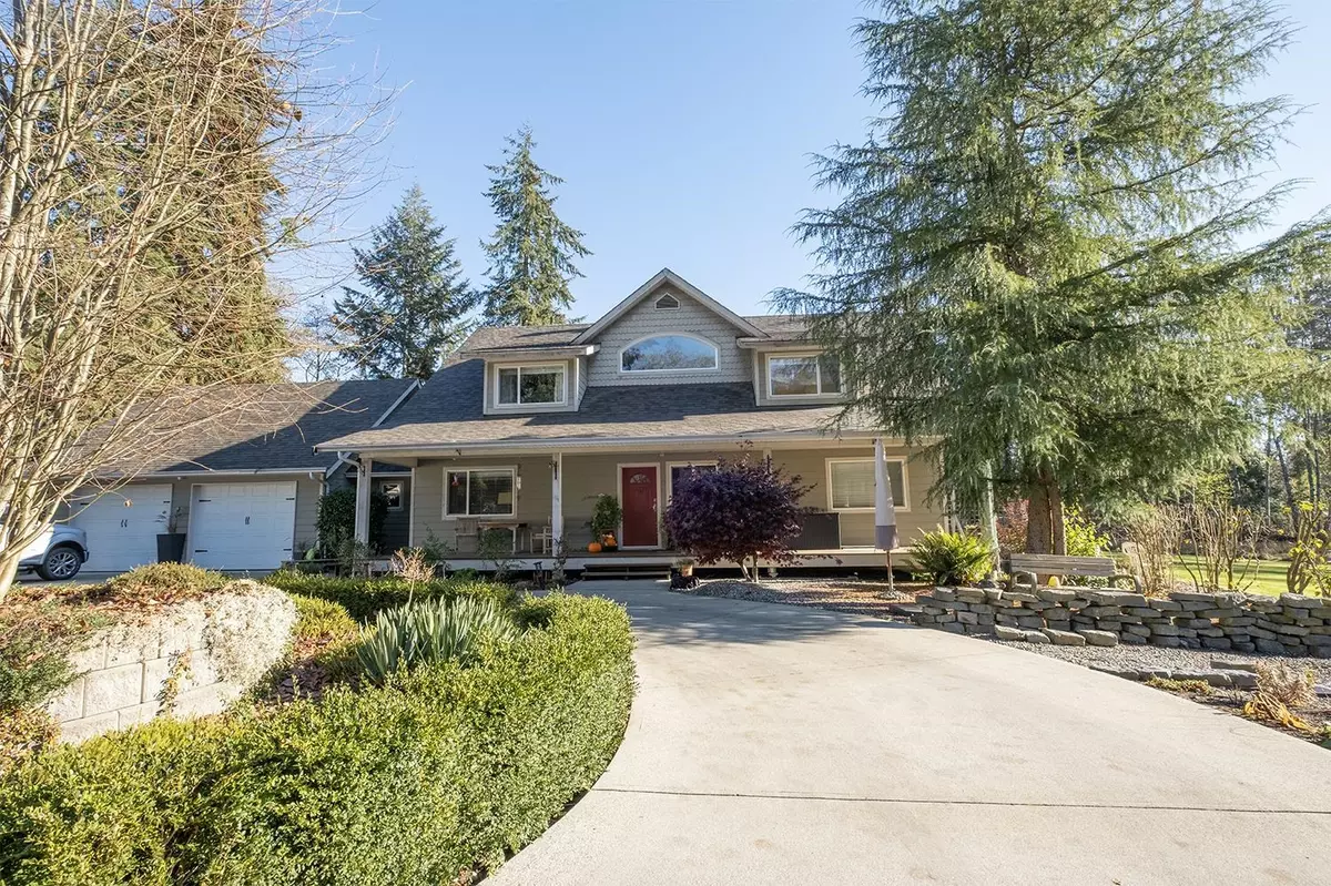 Gibsons, BC V0N 1V4,462 Veterans RD