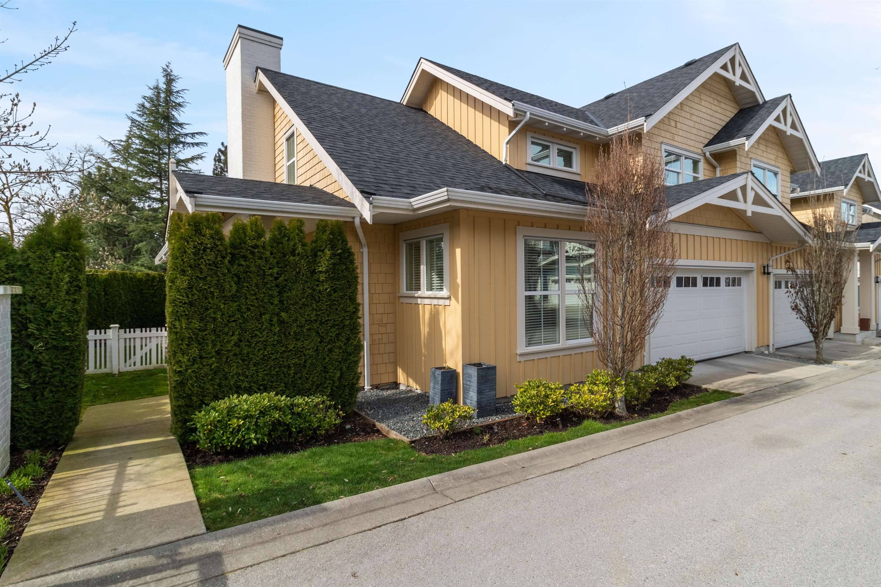 Langley, BC V3A 0J4,22057 49 AVE #48