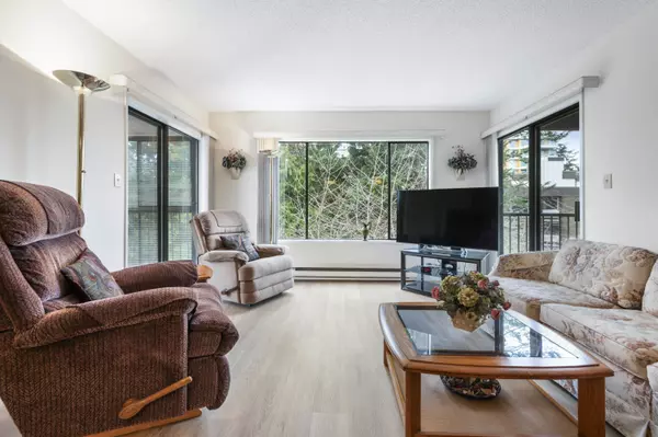 White Rock, BC V4B 3V6,1521 Blackwood ST #312