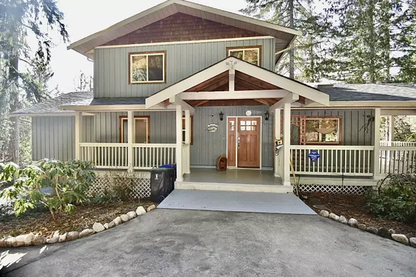 Sechelt, BC V7Z 0C6,7553 Todd RD