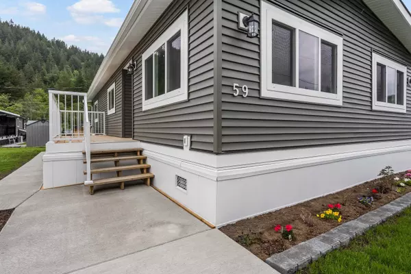 Hope, BC V0X 1L1,65367 Kawkawa Lake RD #59