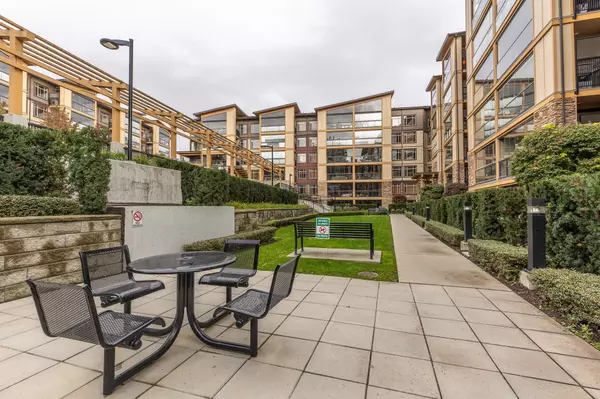 Abbotsford, BC V2T 0G7,32445 Simon AVE #324