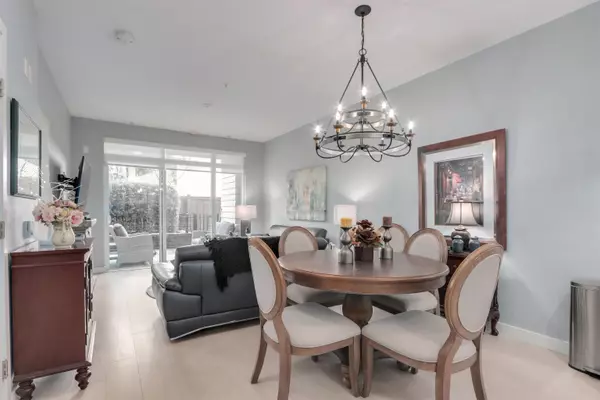 North Vancouver, BC V7K 0A3,3205 Mountain HWY #117