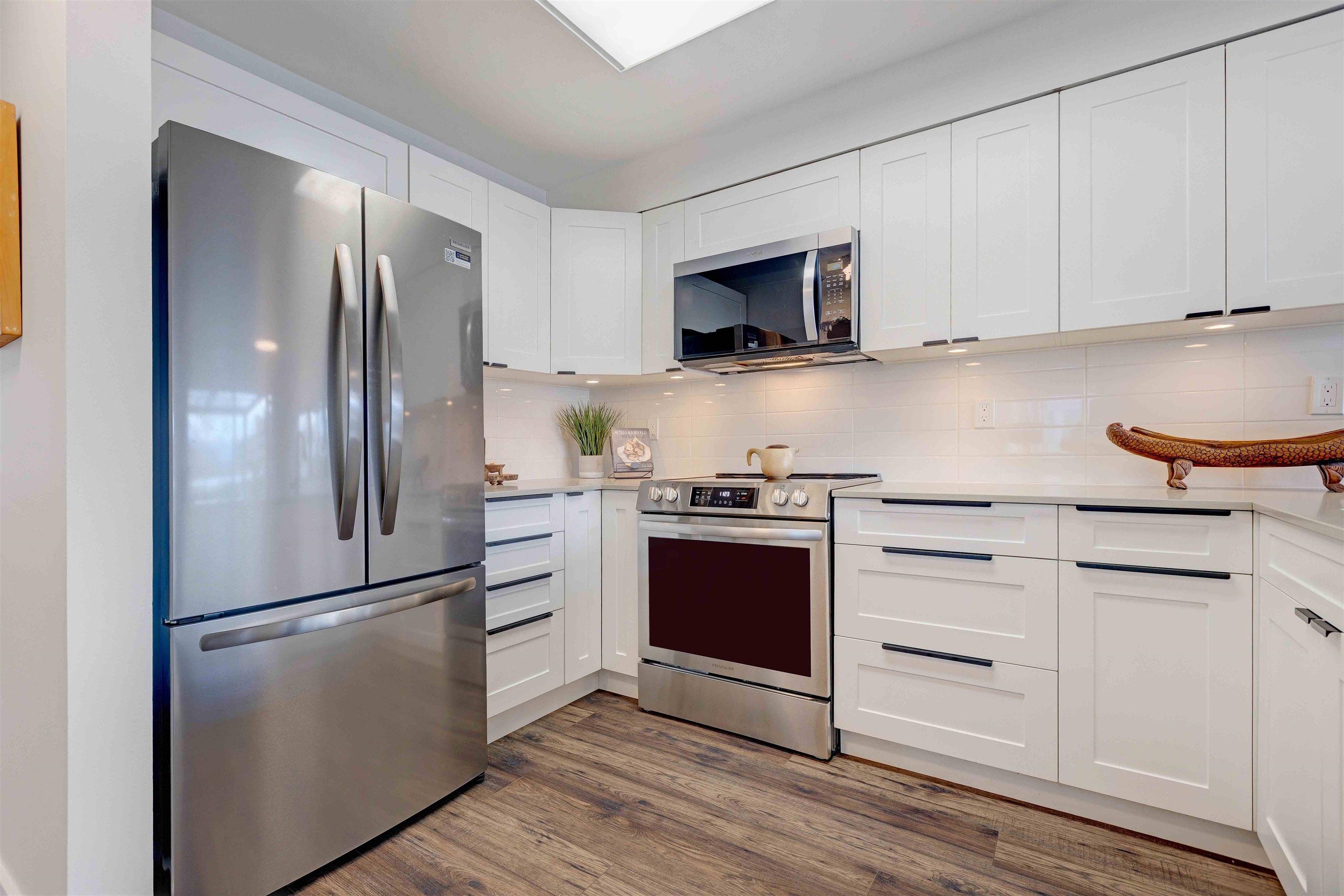 Vancouver, BC V5T 1P7,1048 E 7th AVE #PH5B