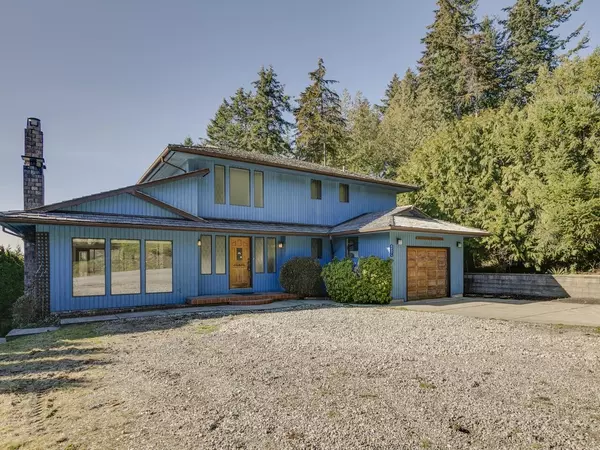 Sechelt, BC V0N 3A2,5237 Chartwell RD