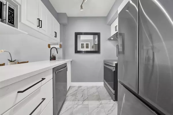 Surrey, BC V3S 1V2,17714 60 AVE #82