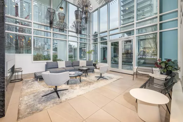 Coquitlam, BC V3J 0K3,652 Whiting WAY #1706