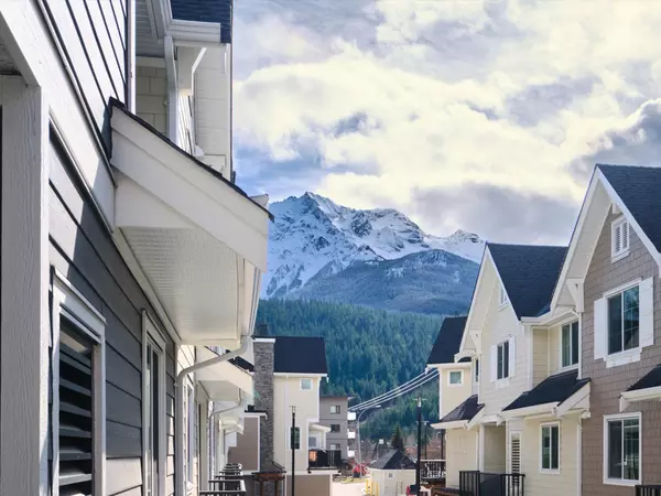 Pemberton, BC V0N 2L1,7360 Crabapple CT #15