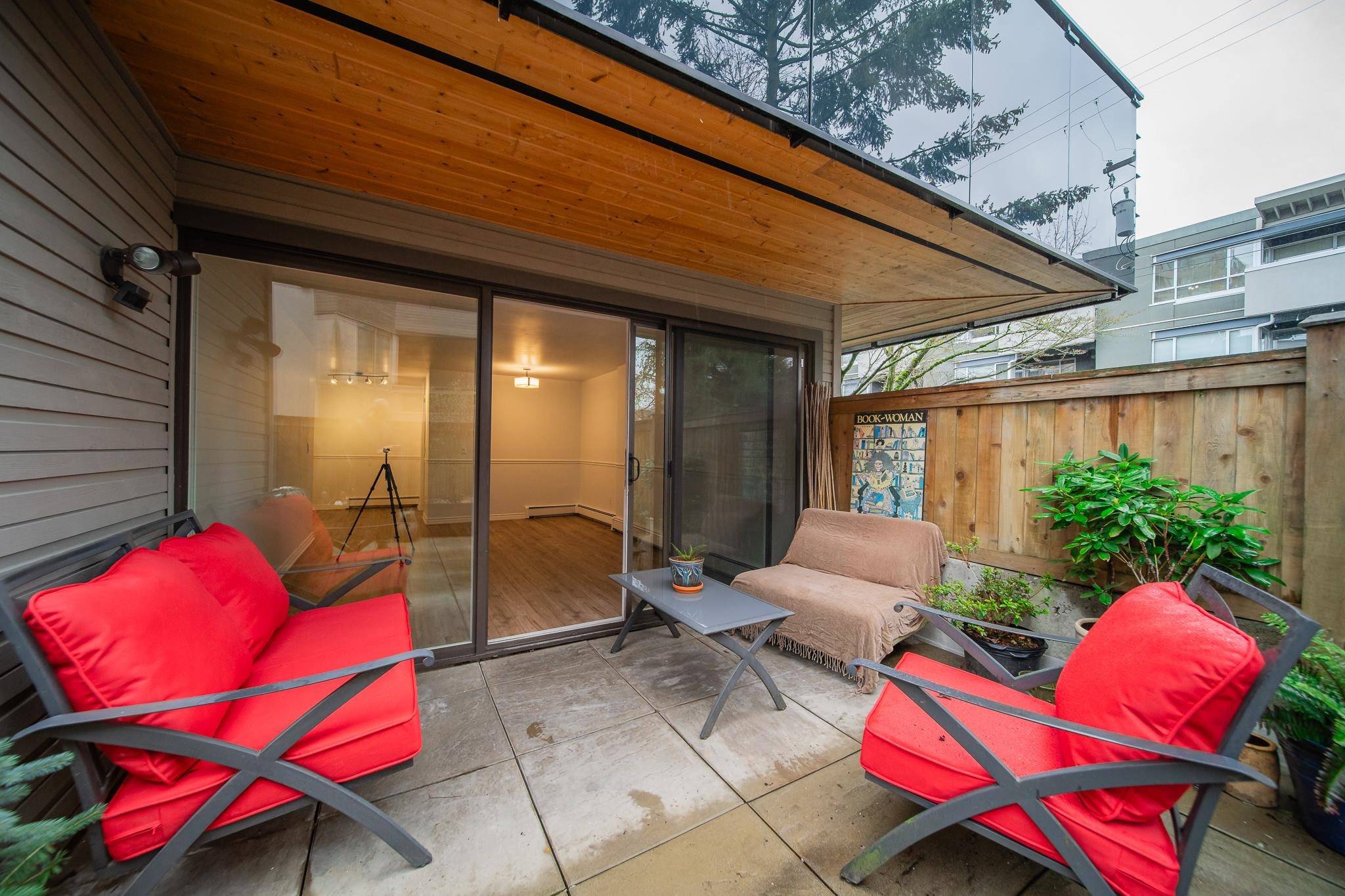 Vancouver, BC V6K 1L8,2416 W 3rd AVE #106