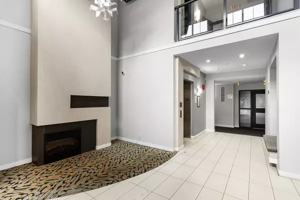 Abbotsford, BC V2S 0C1,33546 Holland AVE #410