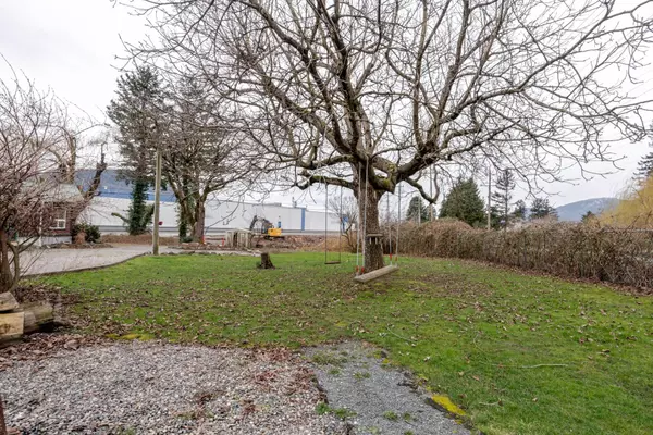 Chilliwack, BC V2R 4B7,44465 South Sumas RD