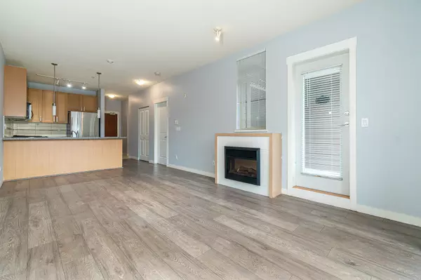 Surrey, BC V3Z 5K3,15988 26 AVE #130