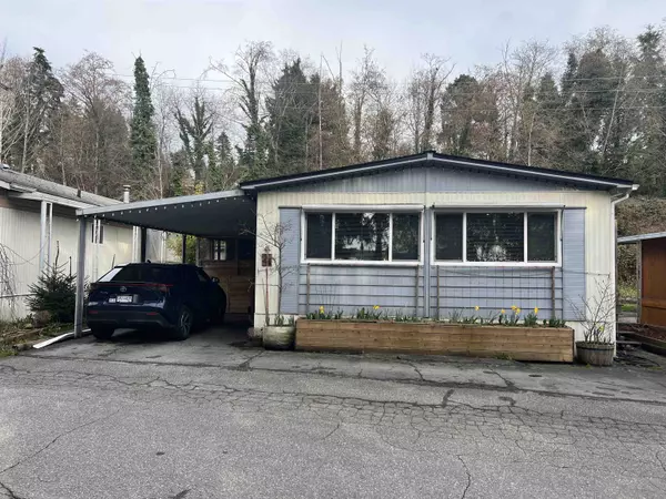 Coquitlam, BC V3K 5A9,201 Cayer ST #28