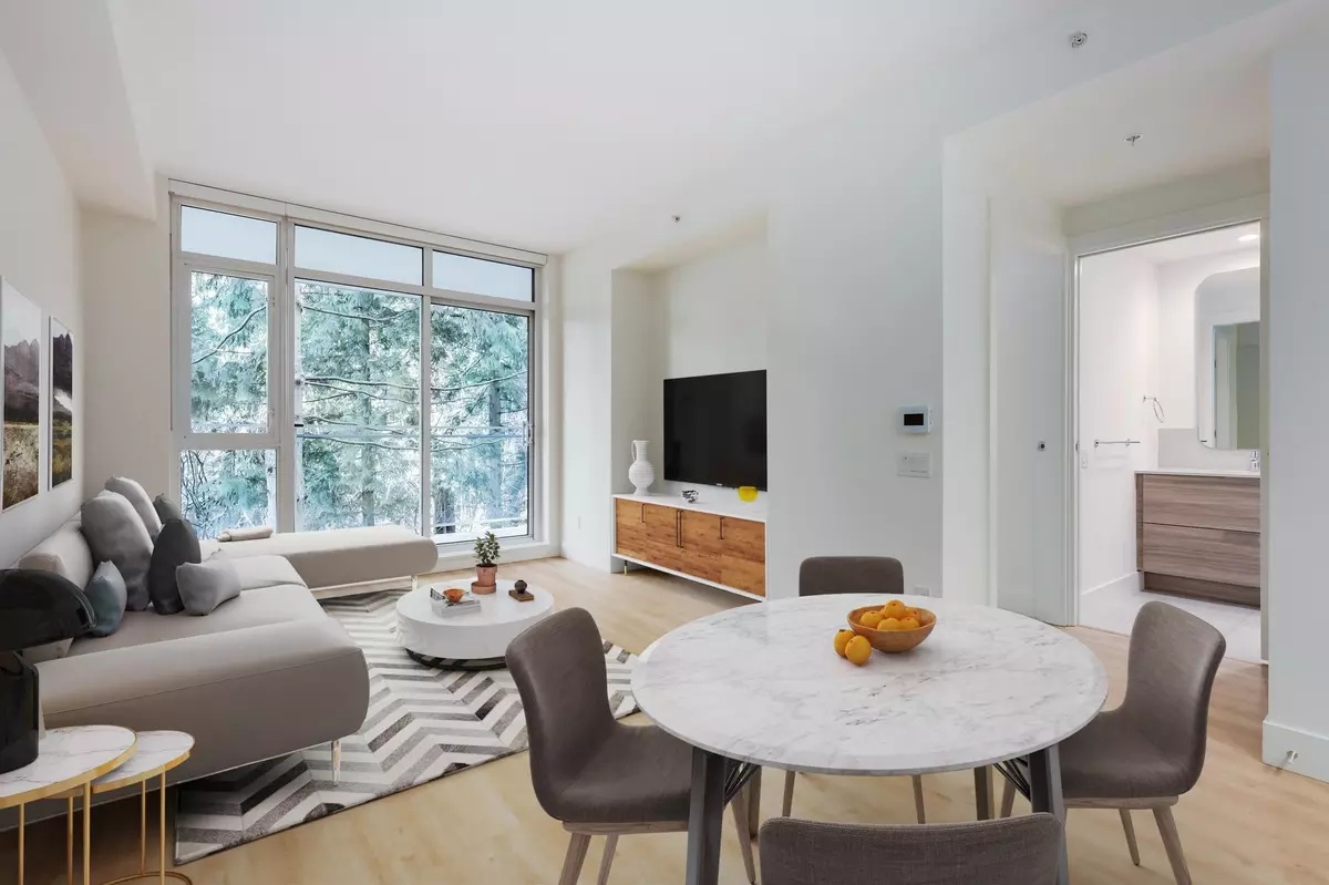 North Vancouver, BC V7J 0E9,2325 Emery CT #303