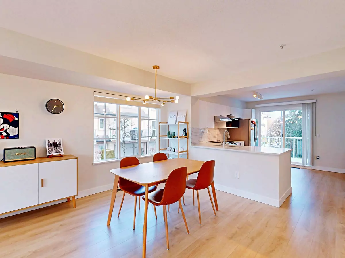 Langley, BC V2Y 2Y8,20560 66 AVE #13