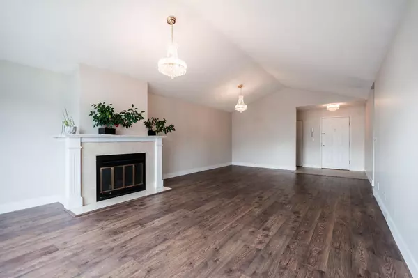 Richmond, BC V6Y 1Z5,7660 Minoru BLVD #306