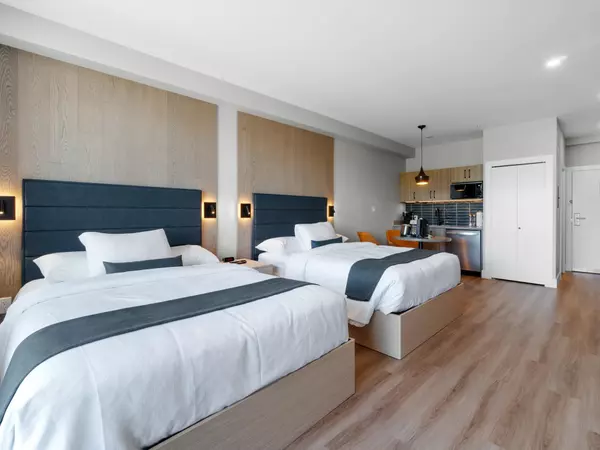 Harrison Hot Springs, BC V0M 1K0,160 Esplanade AVE #304B