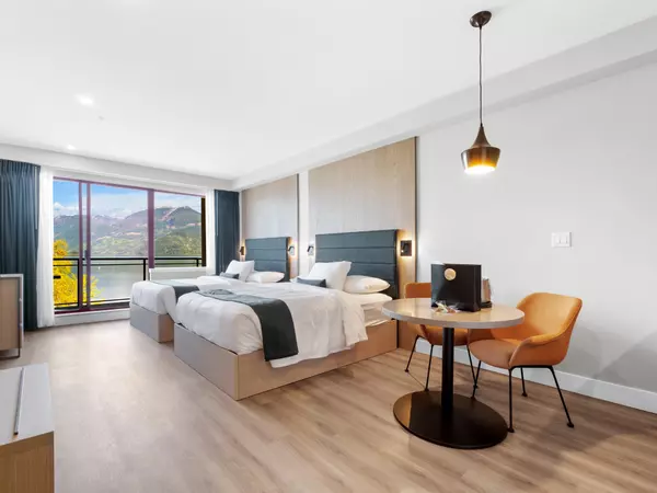 Harrison Hot Springs, BC V0M 1K0,160 Esplanade AVE #304B