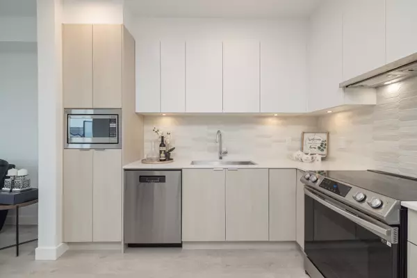 Tsawwassen, BC V4M 0G4,2499 Rabbit DR #309