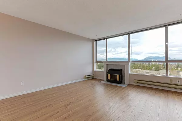 Surrey, BC V3R 0M5,14881 103a AVE #1501